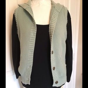 COTTON HOODED, SLEEVELESS VEST.  SOFT TURQUOISE COLOR.